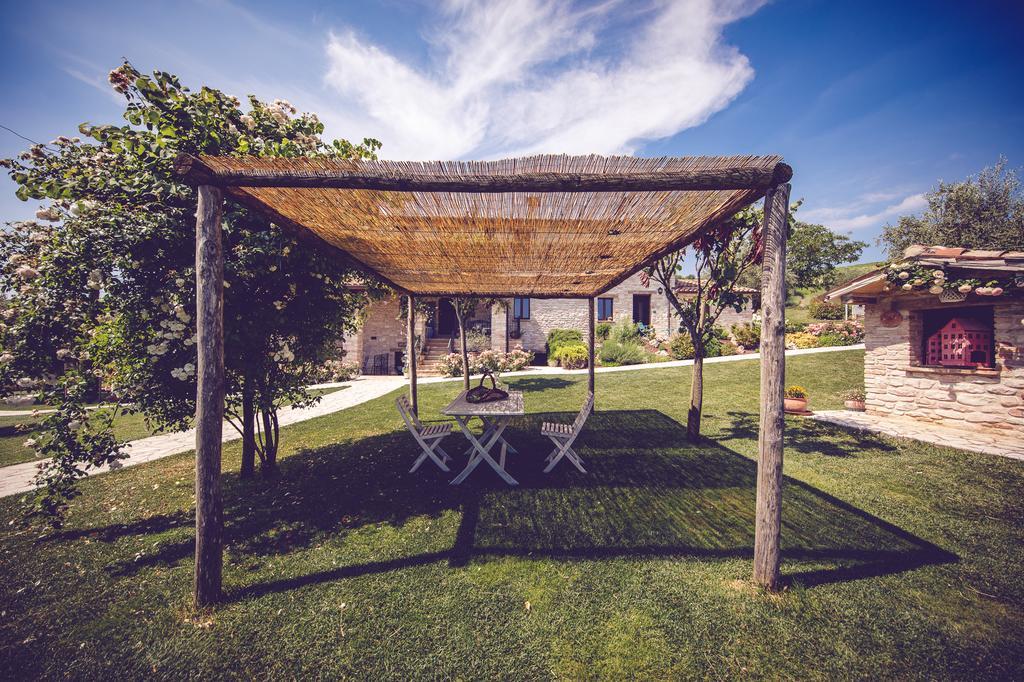 Agriturismo Casal San Sergio Fossombrone Ngoại thất bức ảnh